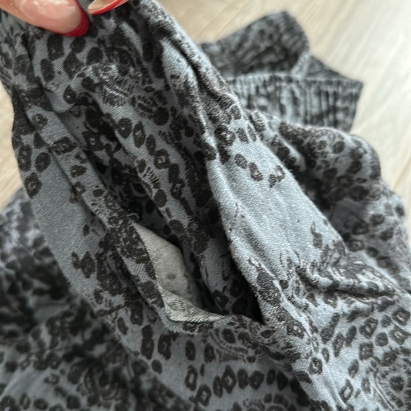 Abercrombie pattern pants - Picture 4 of 5